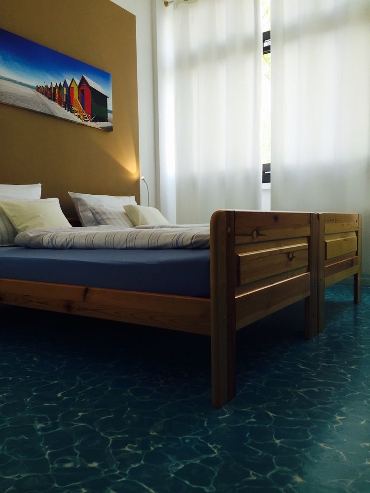 Aqua Hotel Констанц Экстерьер фото